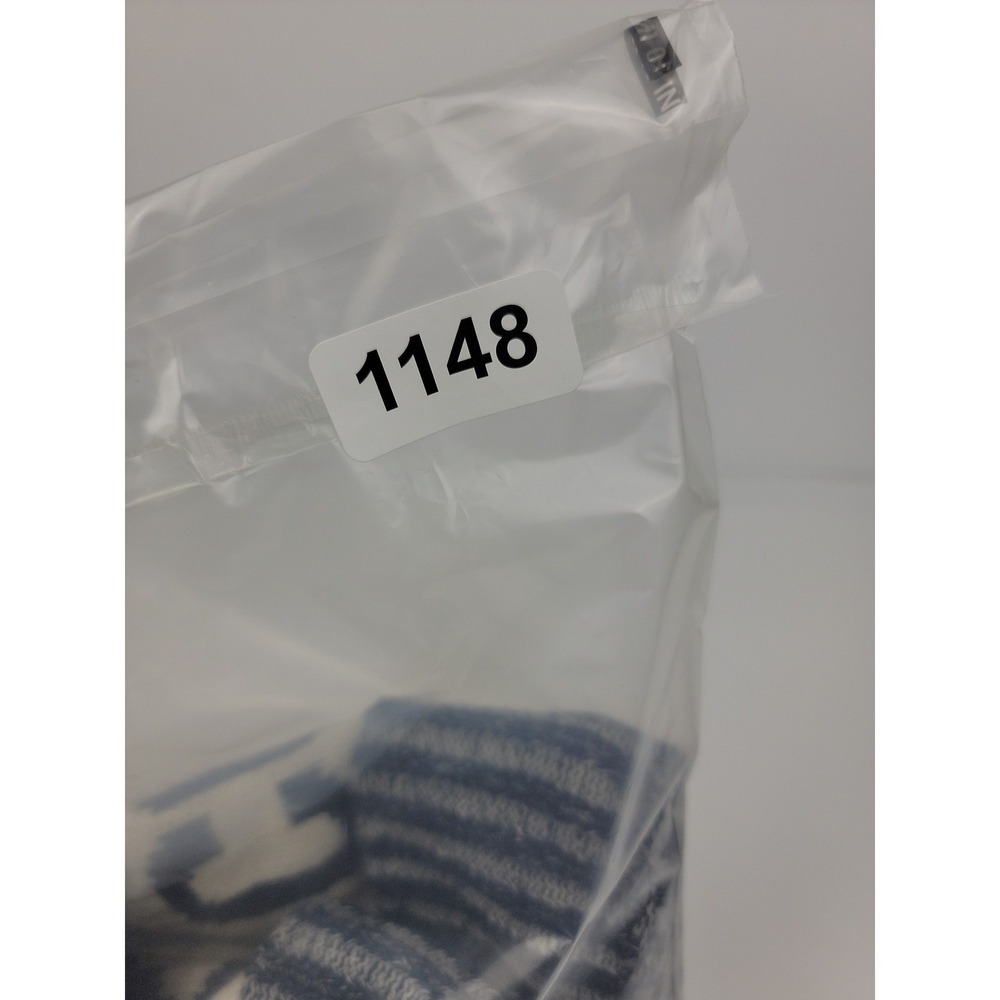 New Era Dallas Cowboys NFL Knit Beanie Pom Hat Blue White Gray Cuffed One Size - Picture 6 of 6